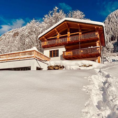 Modernes Bergchalet Mit Spa Und Sonnenterrasse Appartement Klosters Buitenkant foto